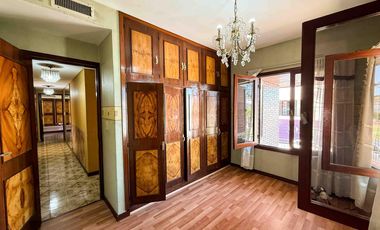 Casa en venta - 5 Dormitorios 7 Baños - Cochera - 1.150Mts2 - Ringuelet