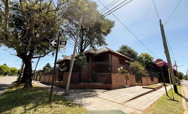 Casa en venta - 5 Dormitorios 7 Baños - Cochera - 1.150Mts2 - Ringuelet