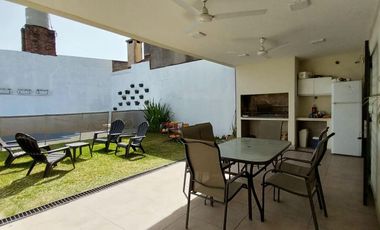 Casa 4D en Venta, San Martin al 3800