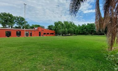 VENTA - Terreno en Country Club Logaritmo - Ibarlucea