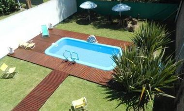 Edificio Comercial en venta - 8 Dormitorios 7 Baños - Cochera - 1720Mts2 - San Miguel del Monte