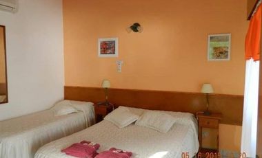 Edificio Comercial en venta - 8 Dormitorios 7 Baños - Cochera - 1720Mts2 - San Miguel del Monte