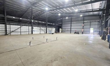 Venta Galpón sobre Av Belgrano, Pérez