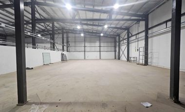 Venta Galpón sobre Av Belgrano, Pérez