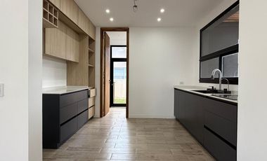 Casa a estrenar en Costa Esmeralda