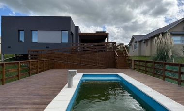 Casa a estrenar en Costa Esmeralda