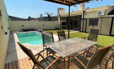 Imperdible casa en Barrio Los Ceibos