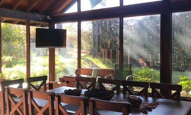 Casa en venta - 5 Dormitorios 4 Baños - Pinamar