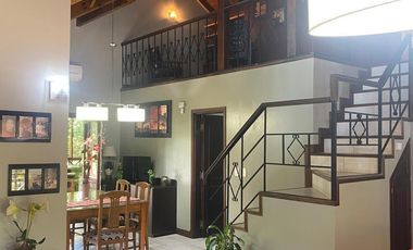 Casa en venta - 5 Dormitorios 4 Baños - Pinamar