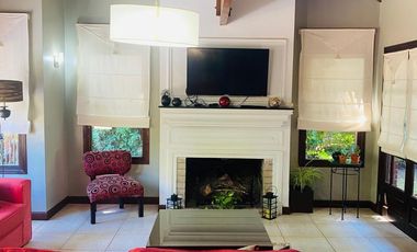 Casa en venta - 5 Dormitorios 4 Baños - Pinamar