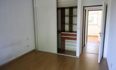 Departamento - Olivos-Vias/Rio