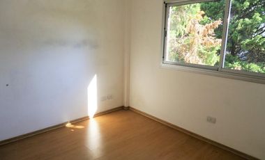 Departamento - Olivos-Vias/Rio