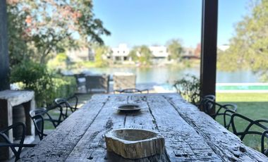 Casa en Venta en Santa Barbara a la Laguna