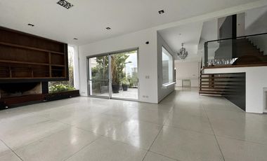 Casa en Venta en Santa Barbara a la Laguna