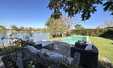 Casa en Venta en Santa Barbara a la Laguna