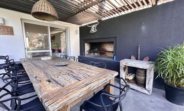 Casa en Venta en Santa Barbara a la Laguna