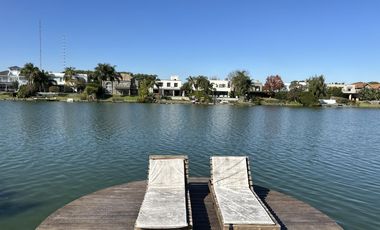 Casa en Venta en Santa Barbara a la Laguna