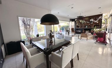Casa en Venta en Santa Barbara a la Laguna