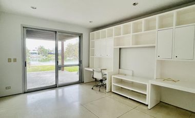 Casa en Venta en Santa Barbara a la Laguna