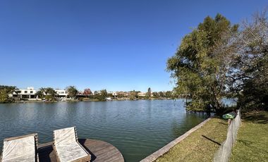 Casa en Venta en Santa Barbara a la Laguna