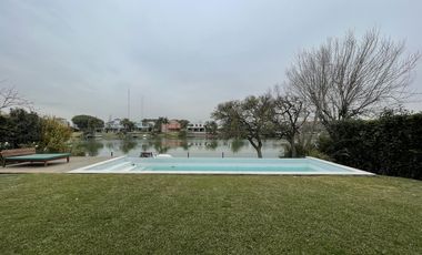 Casa en Venta en Santa Barbara a la Laguna