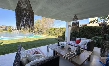 Casa en Venta en Santa Barbara a la Laguna