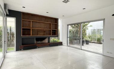 Casa en Venta en Santa Barbara a la Laguna