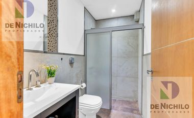 Moderna Casa en  Florencio Varela