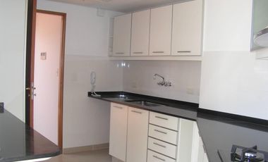 Pent House en venta - 3 dorm 2 baños doble cochera Centro de Escobar!