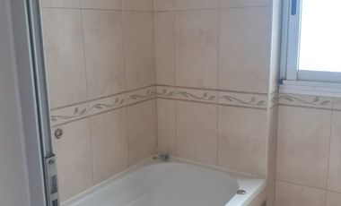 Pent House en venta - 3 dorm 2 baños doble cochera Centro de Escobar!