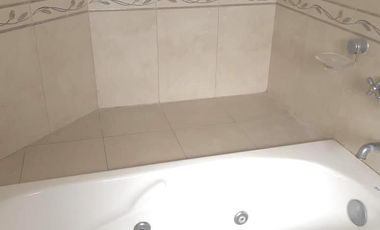 Pent House en venta - 3 dorm 2 baños doble cochera Centro de Escobar!