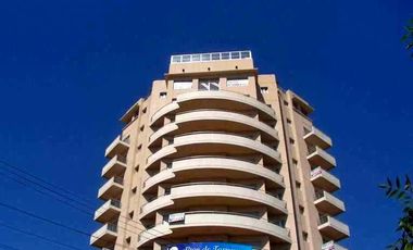 Pent House en venta - 3 dorm 2 baños doble cochera Centro de Escobar!
