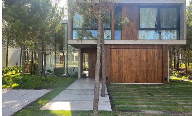 Casa en Venta Costa Esmeralda Barrio Marítimo IV