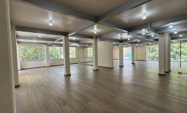 Renta de edificio completo para oficinas o locales comerciales en Masaryk