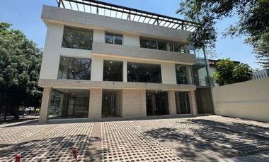 Renta de edificio completo para oficinas o locales comerciales en Masaryk