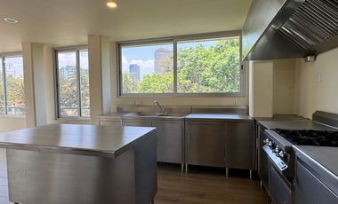 Renta de edificio completo para oficinas o locales comerciales en Masaryk