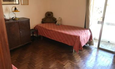 Chalet a 3 cuadras de la estacion con 3 dormitorios!