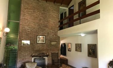 Chalet a 3 cuadras de la estacion con 3 dormitorios!