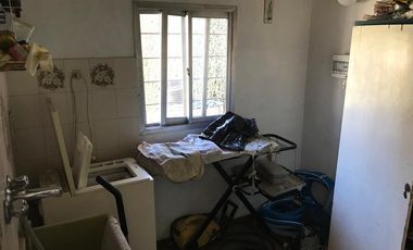 Chalet a 3 cuadras de la estacion con 3 dormitorios!