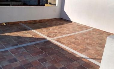 PH en venta - 2 Dormitorios 1 Baño - Lanús