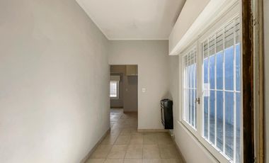 Casa en Bernardino Rivadavia