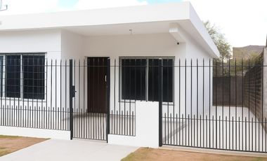 VENTA Casa APTO CREDITO Ideal 2 familias 6 Ambientes Cochera Patio. Ezpeleta