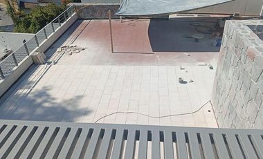 Renta Local Comercial, 183m2, con terraza, Primer Piso, La Peña, Valle de Bravo
