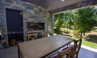 Casa en venta/alquiler Temporada Enero/Febrero 2026 3 dor  Barrio Golf  Costa Esmeralda