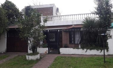 Casa - Burzaco