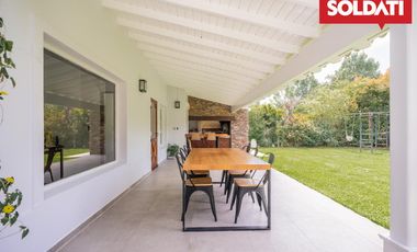 Venta casa en la lomada, apta credito