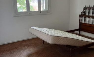 Casa en venta - 3 Dormitorios 2 Baños - Necochea