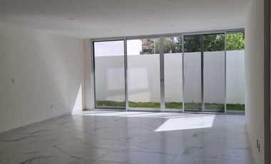 PRECIOSA CASA EN RENTA ZONA SUR DE LA CIUDAD EN FRACCIONAMIENTO LA RIOJA