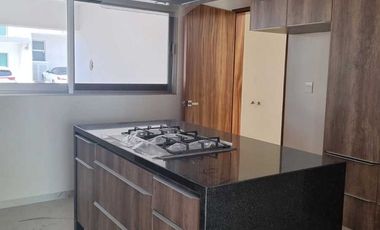 PRECIOSA CASA EN RENTA ZONA SUR DE LA CIUDAD EN FRACCIONAMIENTO LA RIOJA