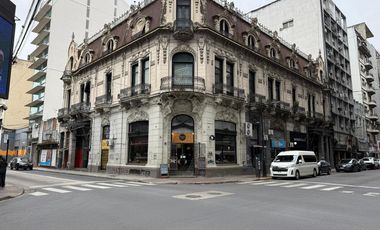 Venta local dos plantas Rosario, Centro